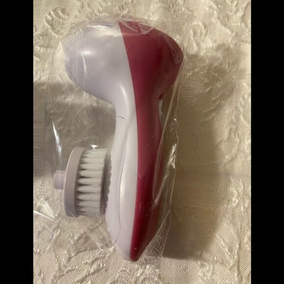 đčWomenâsâBâPure PowerâFacialâCleaningâBrush - Picture 6 of 8